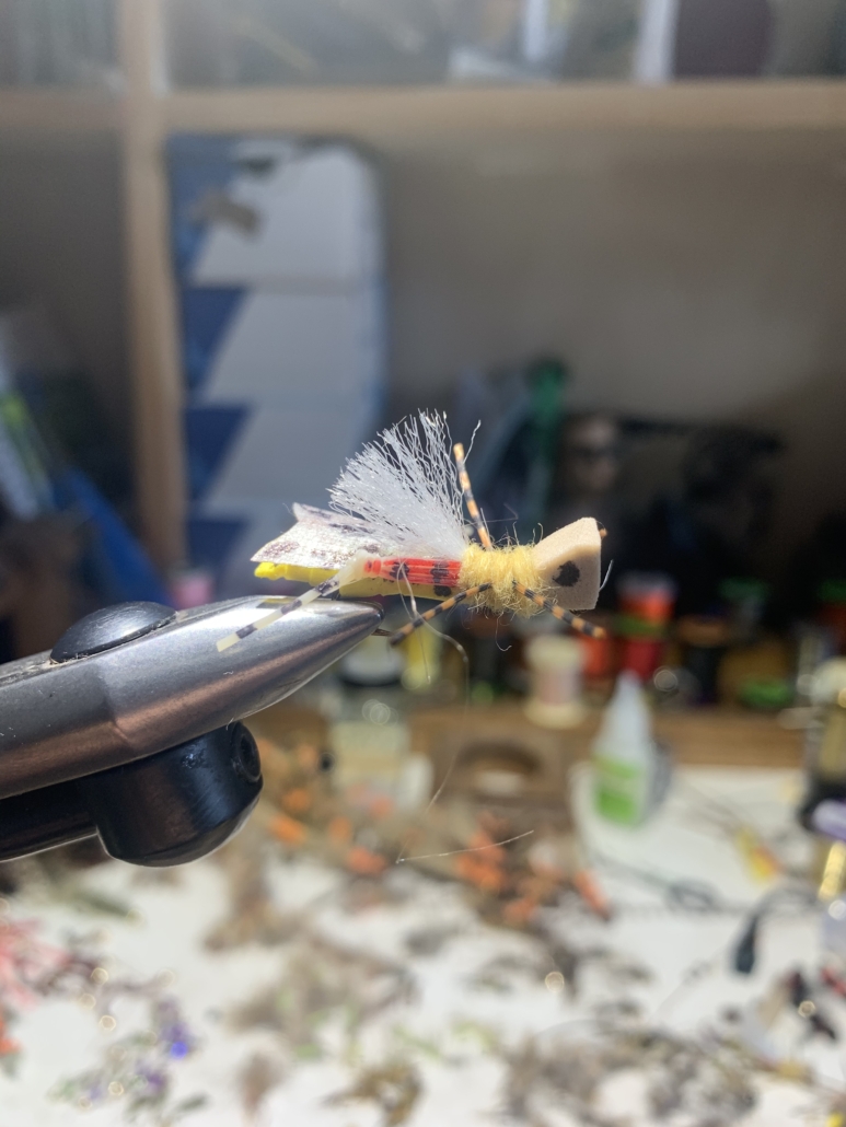 Tying and Fishing Tiny Flies: februari 2015